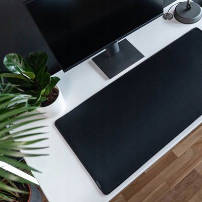 Mbulesë tavoline Deltahub Gaming Protective Desk Pad, L, e zezë