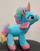 Lodër pellushi njëbrirësh DEEF Colorful Unicorn Medium 03622, 36cm, trup blu, shumëngjyrëshe