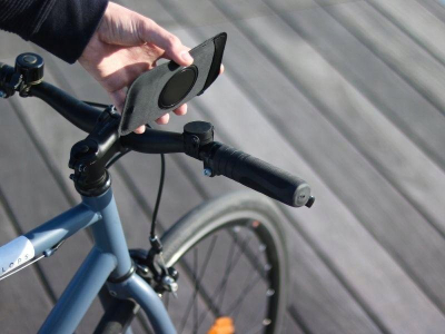 Mbajtëse magnetike biçiklete për telefon Shapeheart, që s’e kap uji, universale, e zezë