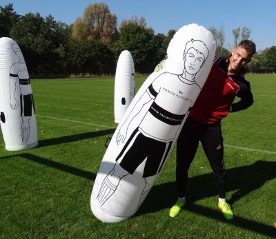 Mur stërvitor futbolli YakimaSport Inflatable Self-Standing, 205cm, i bardhë