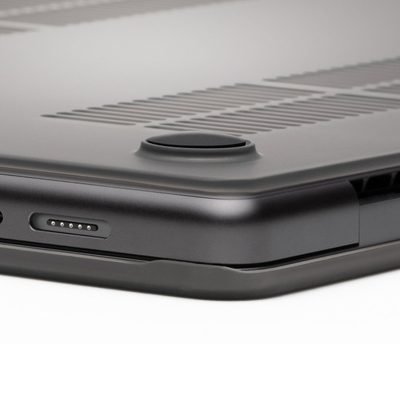 Etui ZAGG Snap On për MacBook Pro 13", M2 M1 2020, plastikë e tejdukshme gri