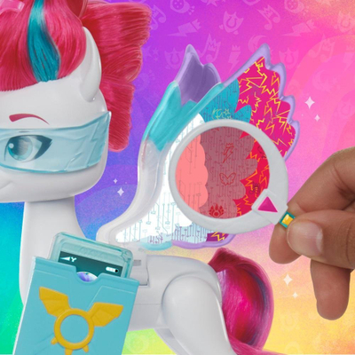 Kukull My Little Pony Zipp Storm Wing Surprise, 5.5", me krahë dhe gëzhoja, shumëngjyrëshe