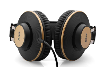 Kufje over ear AKG 3169H00030, 40mm, me kabllo, të zeza mat