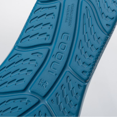 Pantofla burra Coqui Kobe, material EVA, ergonomike, blu