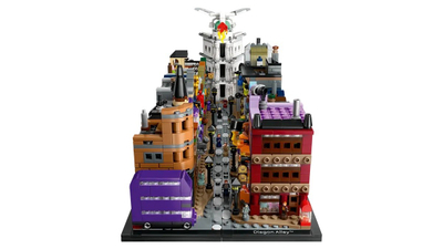 Set LEGO Harry Potter Diagon Alley 76444, modele koleksionuese, shumëngjyrëshe