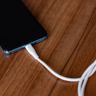 Kabllo karikimi Vayox 3in1, Micro USB USB C Lightning, 1m, e bardhë