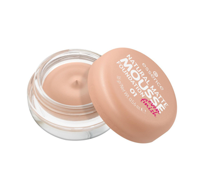 Krem pudër Essence Natural Matte Mousse Foundation, 01