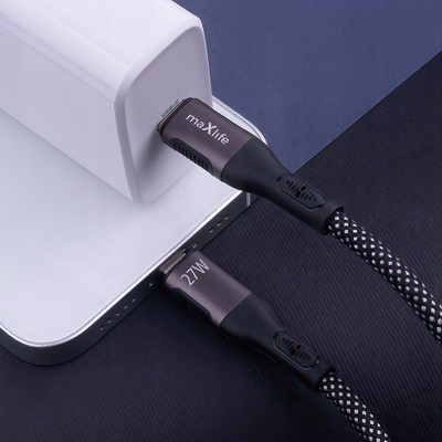 Kabllo magnetik Maxlife MXUC-11 USB-C në Lightning, 1 m, 27W, najlon i zi