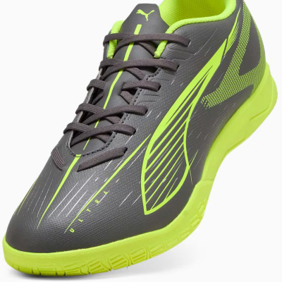 Këpucë futbolli për sallë Puma Ultra Play IT M 108326-03, taban gome, për burra
