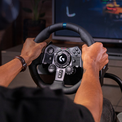 Set timon dhe pedale Logitech G G923 për PS5, PS4 & PC