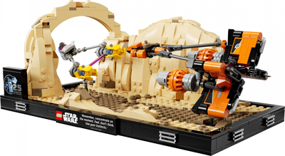Set lodër LEGO Star Wars Mos Espa Podrace Diorama 75380, model koleksionues, për ekspozim, shumëngjyrësh