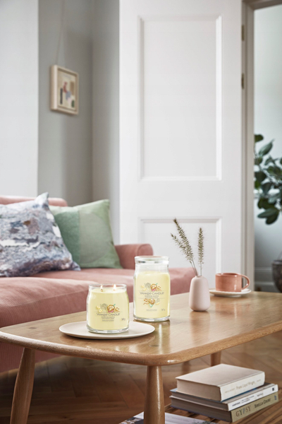Qiri Yankee Candle Banoffee Waffle Signature Large Tumbler, 567g, erë frutash, i verdhë