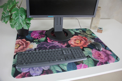 Mbështetëse tavoline Bertoni Enigma Desk Pad, 50x70 cm, material felt, gri