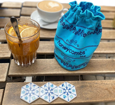 Lojë tavoline Piatnik Honeycombs Blue, pllaka gjashtëkëndëshe, qese prej materiali, blu