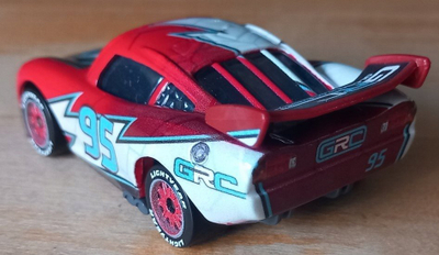 Lodër makinë Disney Pixar Cars 3 Lightning McQueen, metal die cast, shumëngjyrëshe
