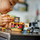 Lodër LEGO City Burger Truck 60404, set ndërtimi, 5+ vjeç, shumëngjyrësh