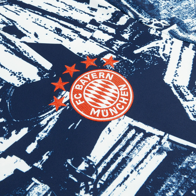 Fanellë futbolli Adidas Bayern Munich Pre-Match 2023/2024, për meshkuj, e bardhë