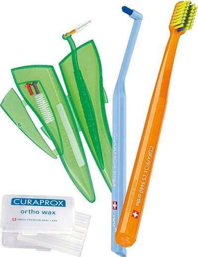 Сет за ортодонтски апарат Curaprox Ortho Kit, специјална четка за заби, восок за апарат