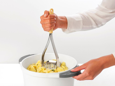 Shtypëse patatesh Brabantia Gustoso+, çelik inox, e verdhë
