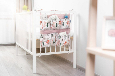 Organizues për shtrat bebe Sensillo Waffle Foxes, 5 xhepa, rozë
