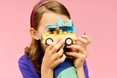 Set LEGO Friends Pet Accessories Van 42678, furgon lodër, shumëngjyrësh