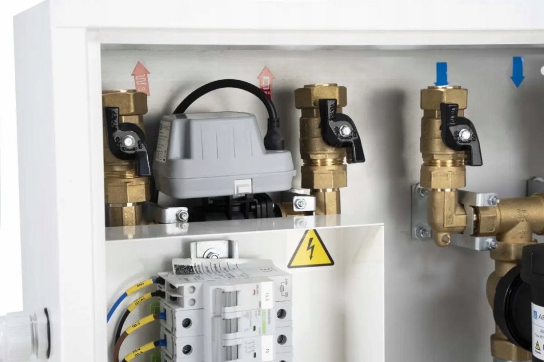 Modul hidraulik Ariston AMB 760, për pompa nxehtësie monoblock, lidhje G1", i bardhë 7