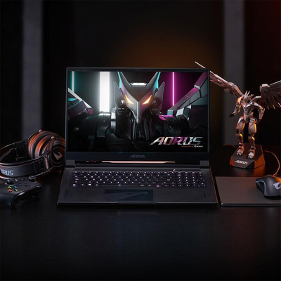 Laptop GIGABYTE AORUS 17X (2023), 17.3", Intel Core i9, 32GB RAM, 2TB SSD, NVIDIA GeForce RTX 4090, i zi