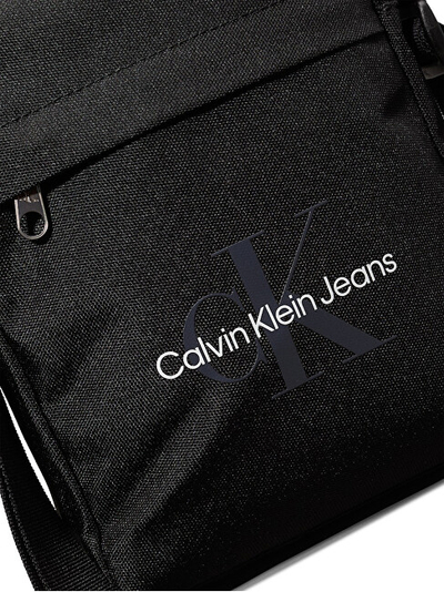 Çantë krahu për meshkuj Calvin Klein mCK5135, e zezë