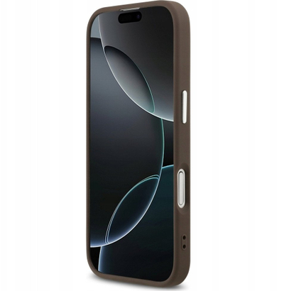 Mbulesë telefoni Guess 4G Magsafe për iPhone 17, lëkurë PU, kornizë kamere metalike, kafe