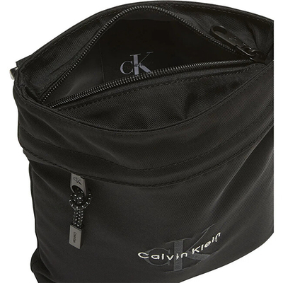 Çantë për meshkuj Calvin Klein, e zezë