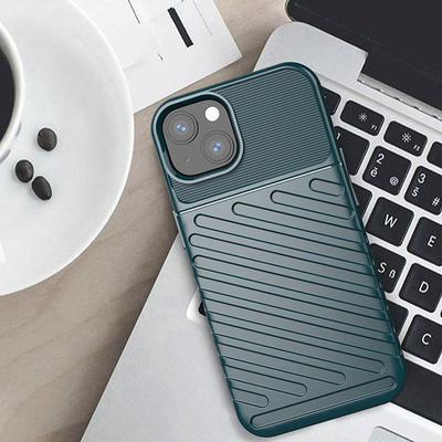 Заштитна маска Thunder Case Thin за iPhone 13, флексибилна TPU, антилизгачки дизајн, темно зелена