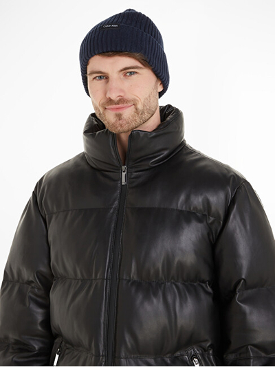 Kapele për meshkuj Calvin Klein Classic Cotton Rib Beanie, e kaltër e errët
