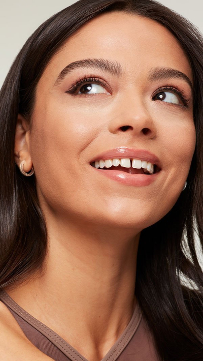 Korrektor Revlon Colorstay Flex Wear 020 Bisque, mbulim i plotë, 10ml, bezhë e çelët