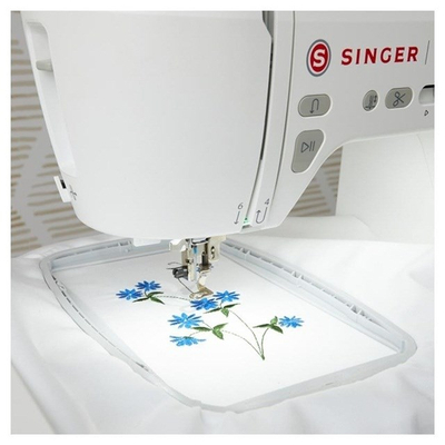 Makina qepëse dhe qëndisjeje Singer SE 9185 WiFi, ekran 7", lidhje WiFi, e bardhë