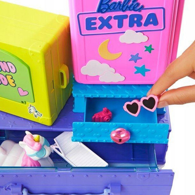 Kukull Barbie Mattel Extra Doll - Small Doll + Pets (HDY91)