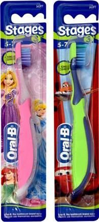 Furçë dhëmbësh Oral-B Stages 3 Soft, për kalamaj 5-7 vjeç, shumëngjyrëshe