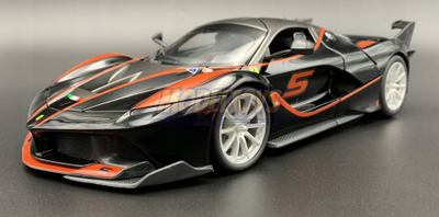 Maket makine Bburago Ferrari FXX K, 1:18, #5, e zezë me portokalli