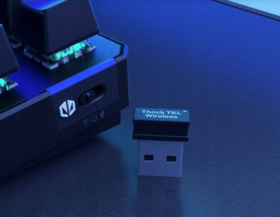 Tastierë gaming Endorfy Thock TKL Wireless, mekanike Kailh Box Black, RGB, e zezë