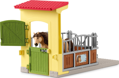 Сет играчки Schleich Farm World, штала за коњ со исландско пони, шарен