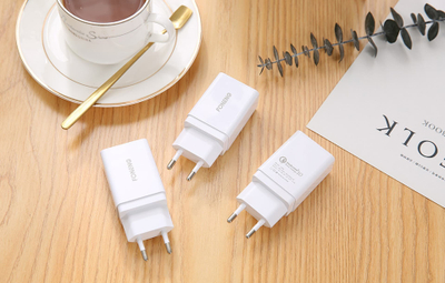 Karikues muri Foneng K300, 1xUSB 3A, me kabllo USB Lightning, i bardhë