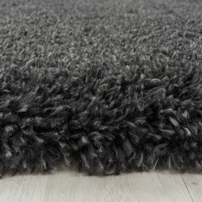 Tapet Ayyildiz Carpets FLUFFY 3500, grëndel i lartë 50 mm, formë rreth, gri e errët