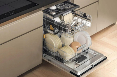Lavastovilje e integruar Whirlpool W7IHF60TUS, 15 sete, klasa A, e bezhë