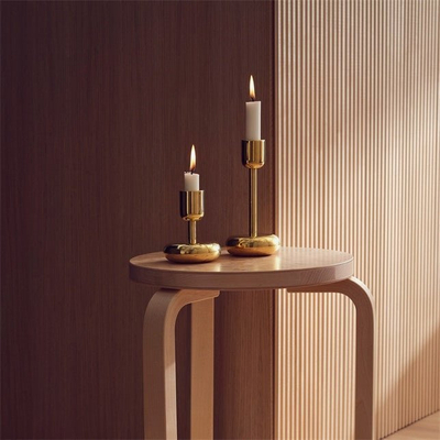 Mbajtëse qirinjsh Iittala Nappula, set me 2 copë, bronz, ngjyrë ari