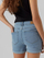 Pantallona të shkurtë VERO MODA VMLUNA Slim Fit, të kaltër
