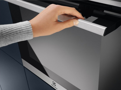 Furrë inkaso Electrolux EOD6P66X, 72L, pirolizë SteamBake, inoks