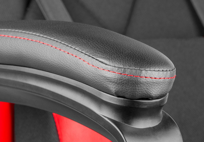 Karrige gaming Genesis Nitro 330, ergonomike, deri 150 kg, e zezë me të kuqe