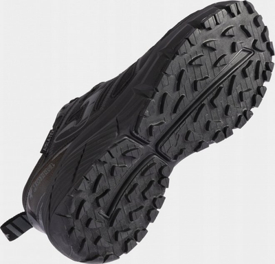 Патики за трчање Joma Vora Aislatex TKVORW2401, лесни, со добро амортизирање, црни