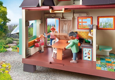 Lodër shtëpi e vogël Playmobil My Life 71509 Tiny House, 2 kate, me figurina