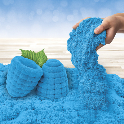 Lodër me rërë kinetike Kinetic Sand Scents Blue Razzle Berry, 8oz, me erë boronice, e kaltra