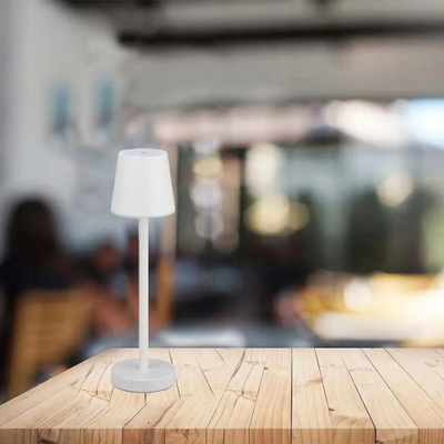 Lampë tavoline V-TAC LED, 3W, me bateri që rikarikohet, e bardhë